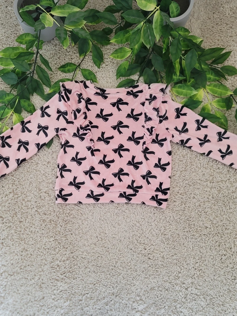 Toddler Girl Pink & Black Bow Outfit (4T) - Picture 3 of 9